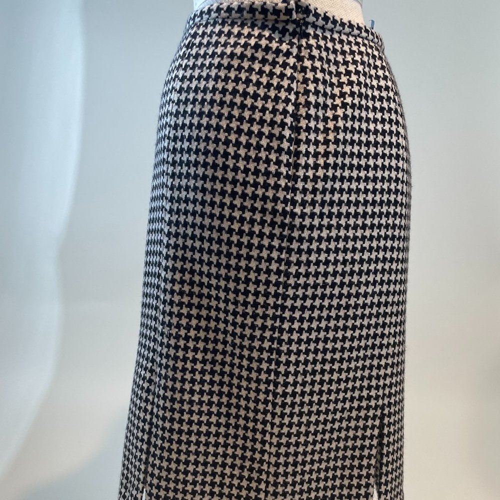 Don Caster Collection Skirt 100% Wool Size 2